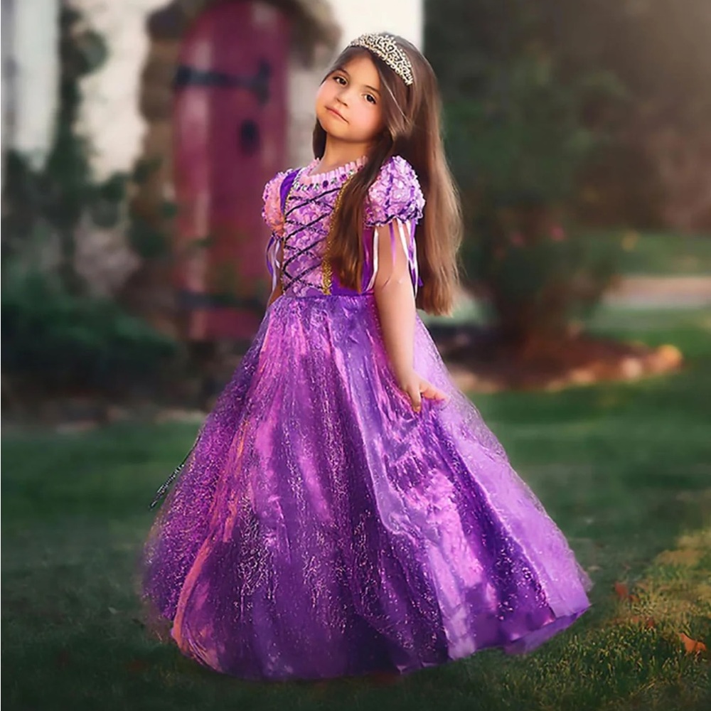 Trish Scully Rapunzel costume - size 4